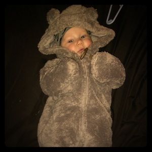 Full Body Bear Suit Carter’s size 6M Grey